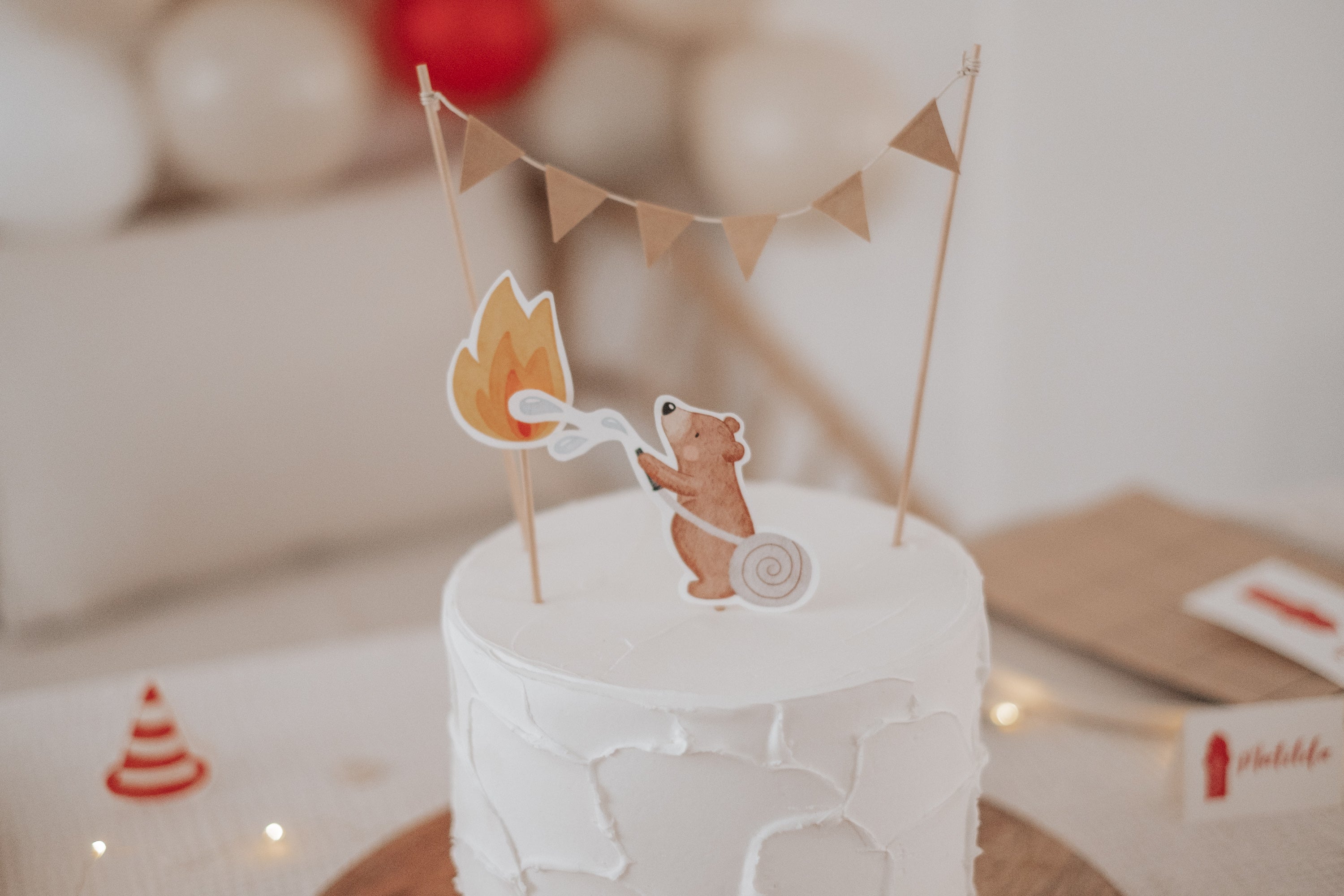 Caketopper Feuerwehr und Bär