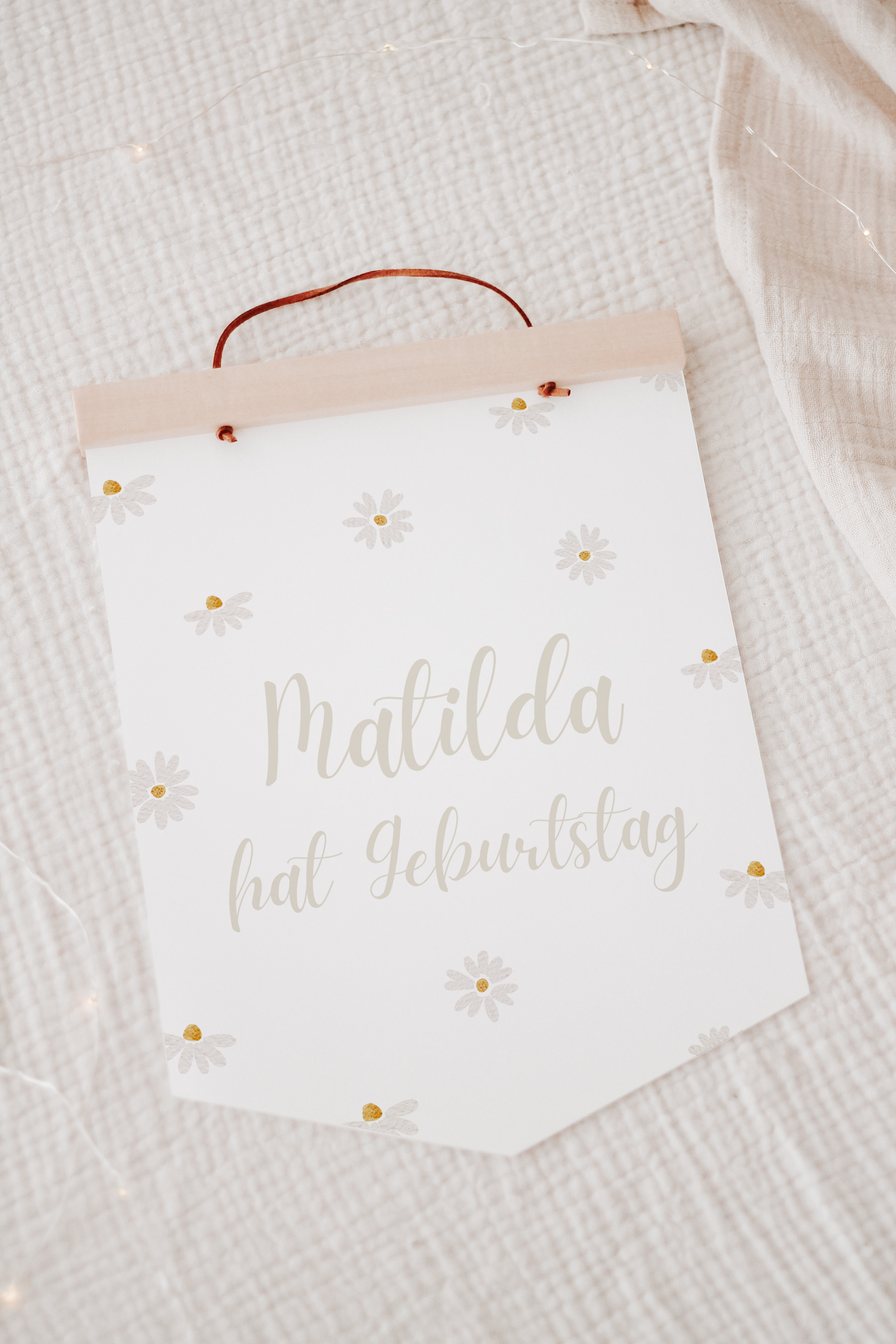 Wimpel mit Name Gänseblümchen