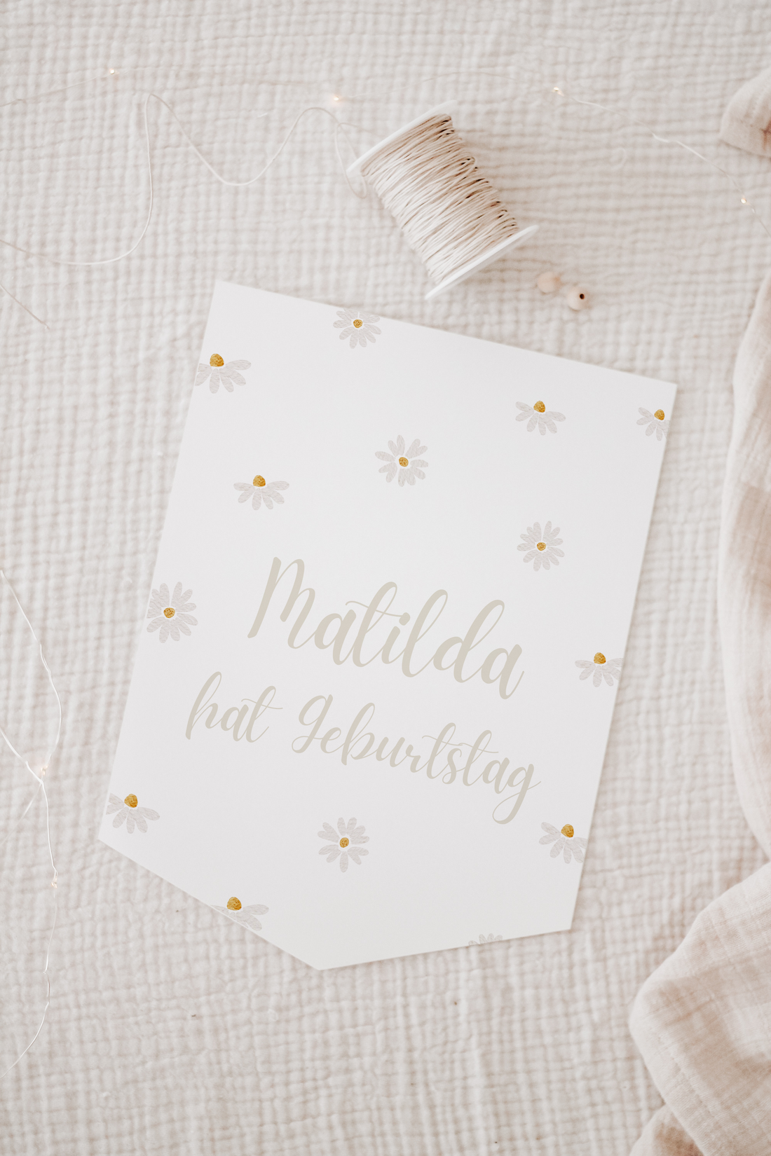 Wimpel mit Name Gänseblümchen