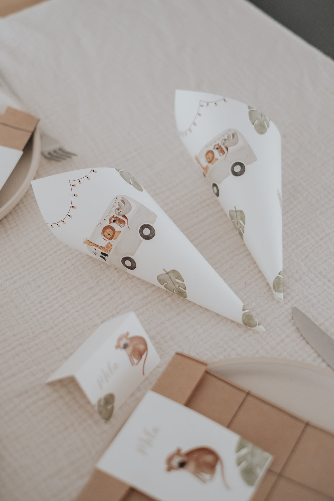 Spitztüte Safaribus