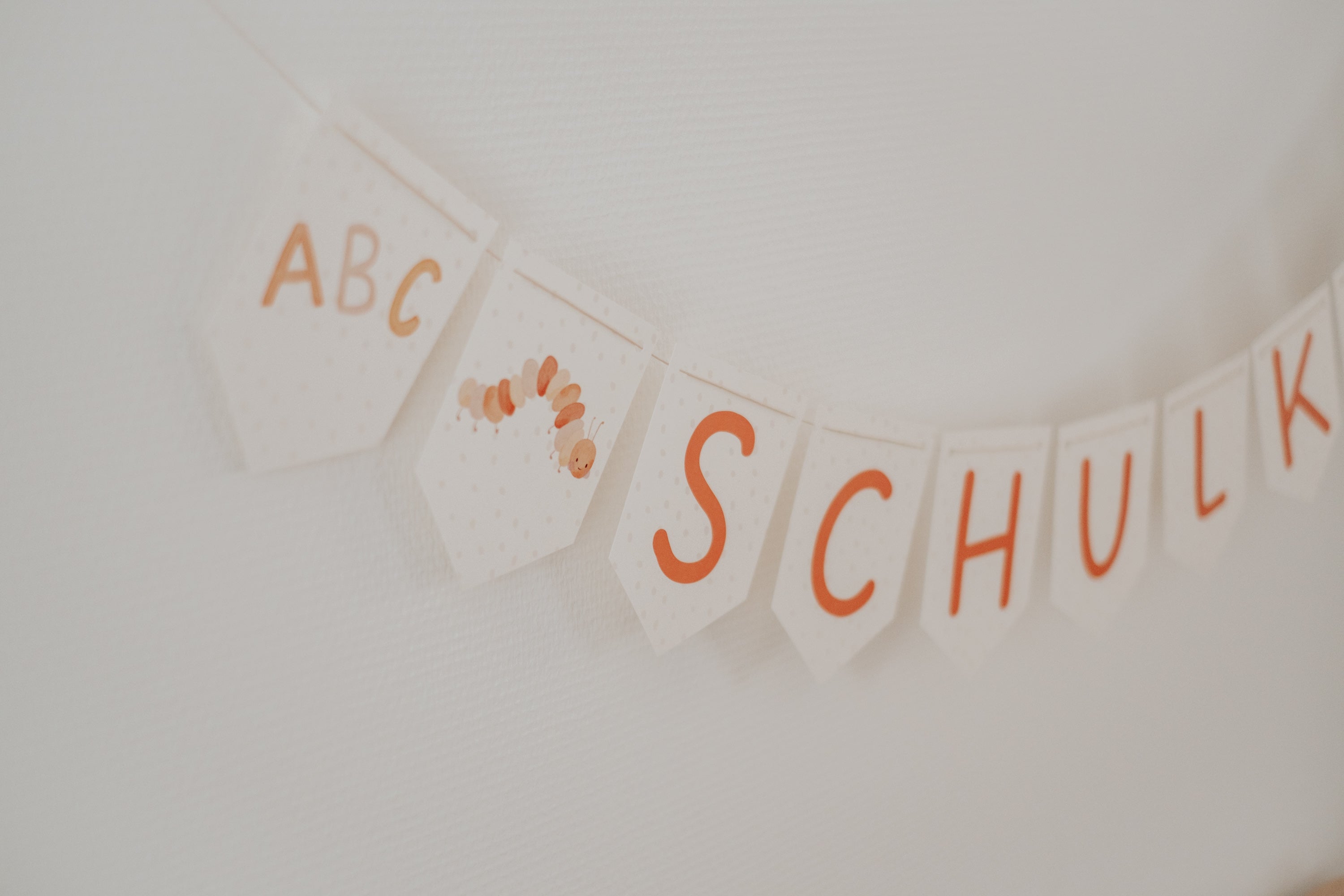 Girlande Schulanfang Raupe Wimpel Schulkind