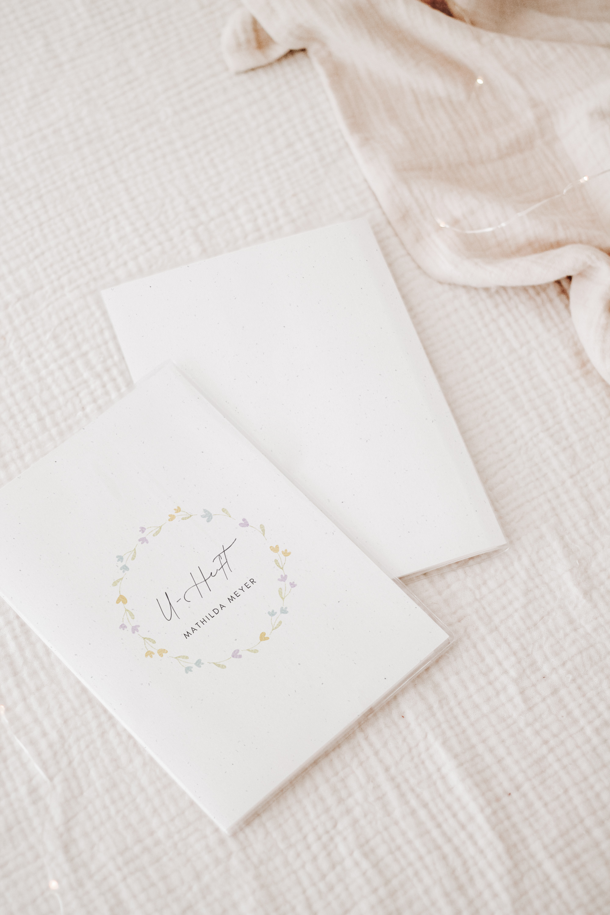 U-Heft Hülle Kranz bunte Blümchen