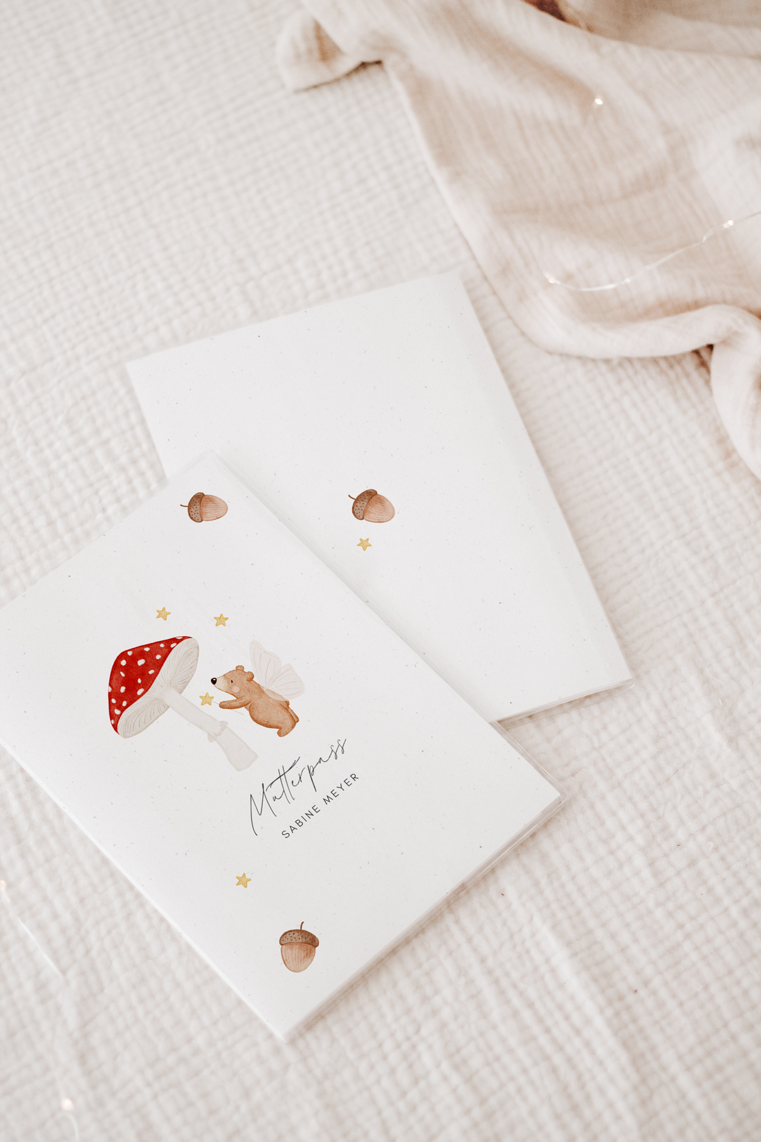 Mutterpass Hülle Pilz Bär Eicheln