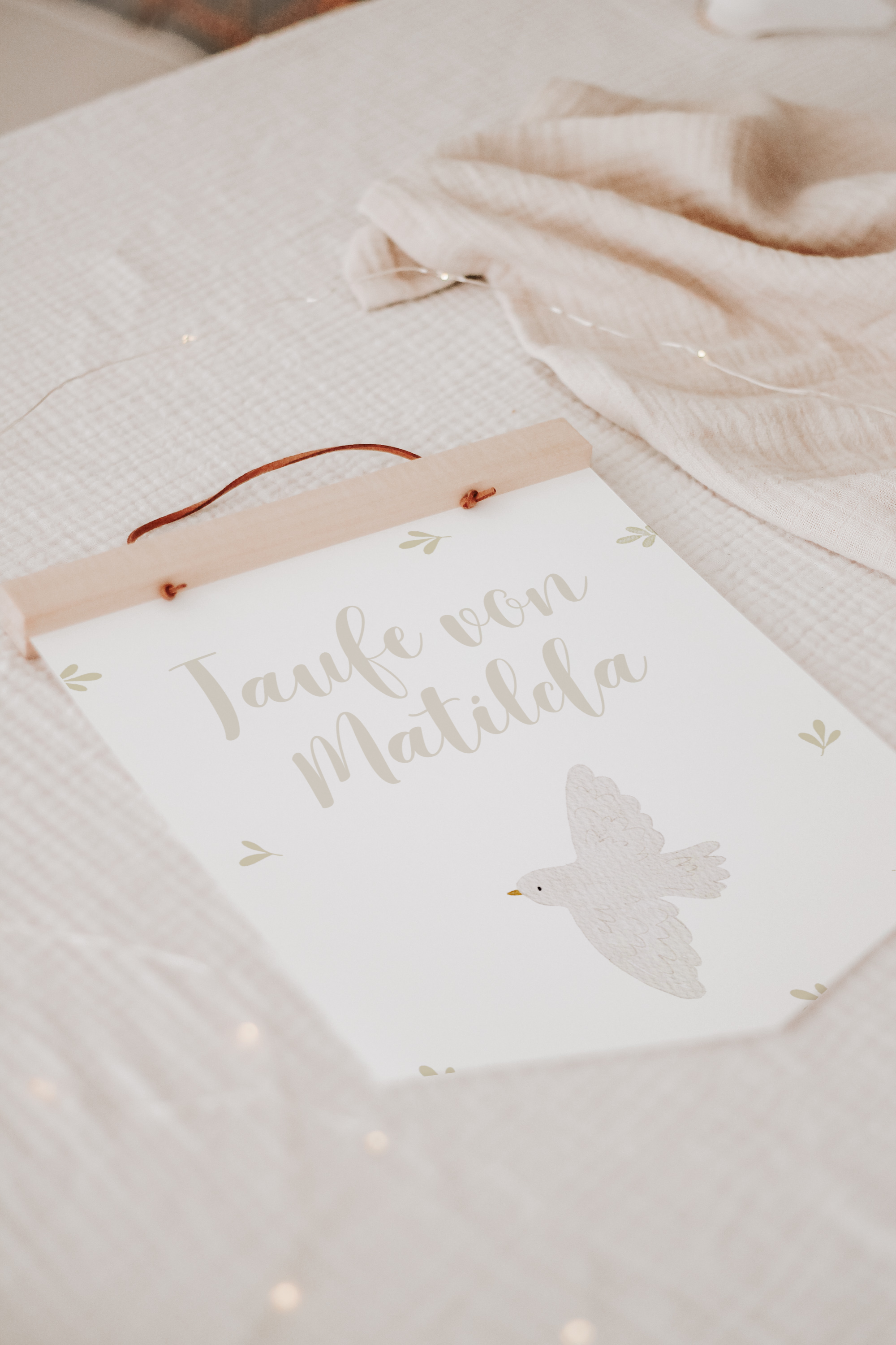 Wimpel mit Name Taufe Taube