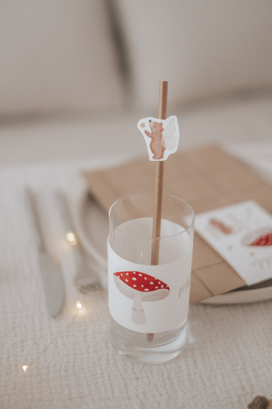 Strohhalme Pilz und Bär