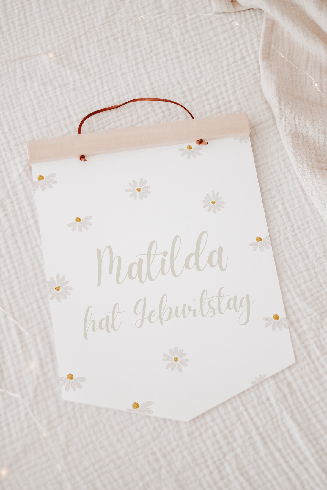 Wimpel mit Name Gänseblümchen