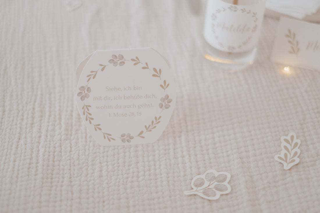 Tischdeko Taufe Greenery