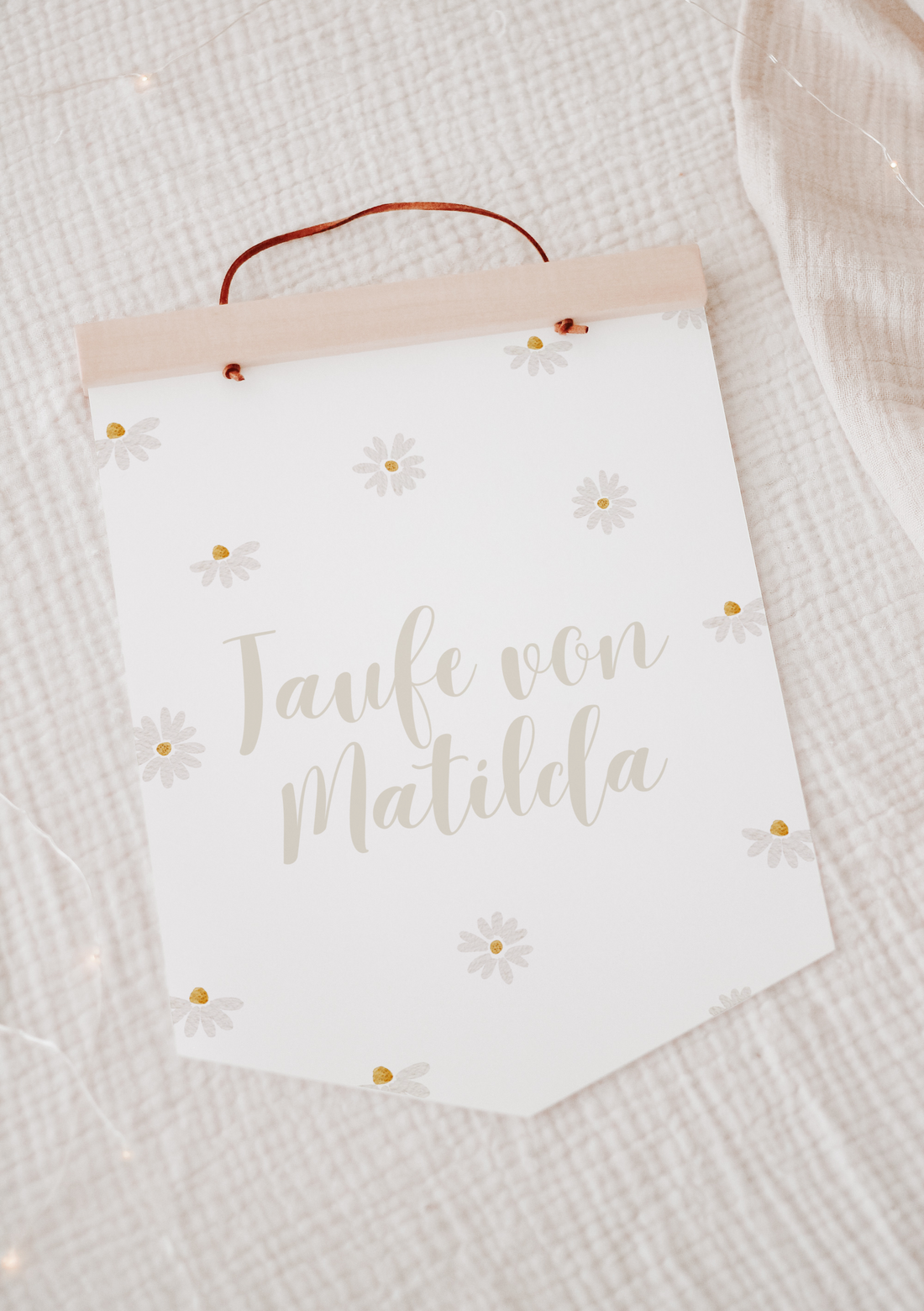 Wimpel mit Name Taufe Gänseblümchen